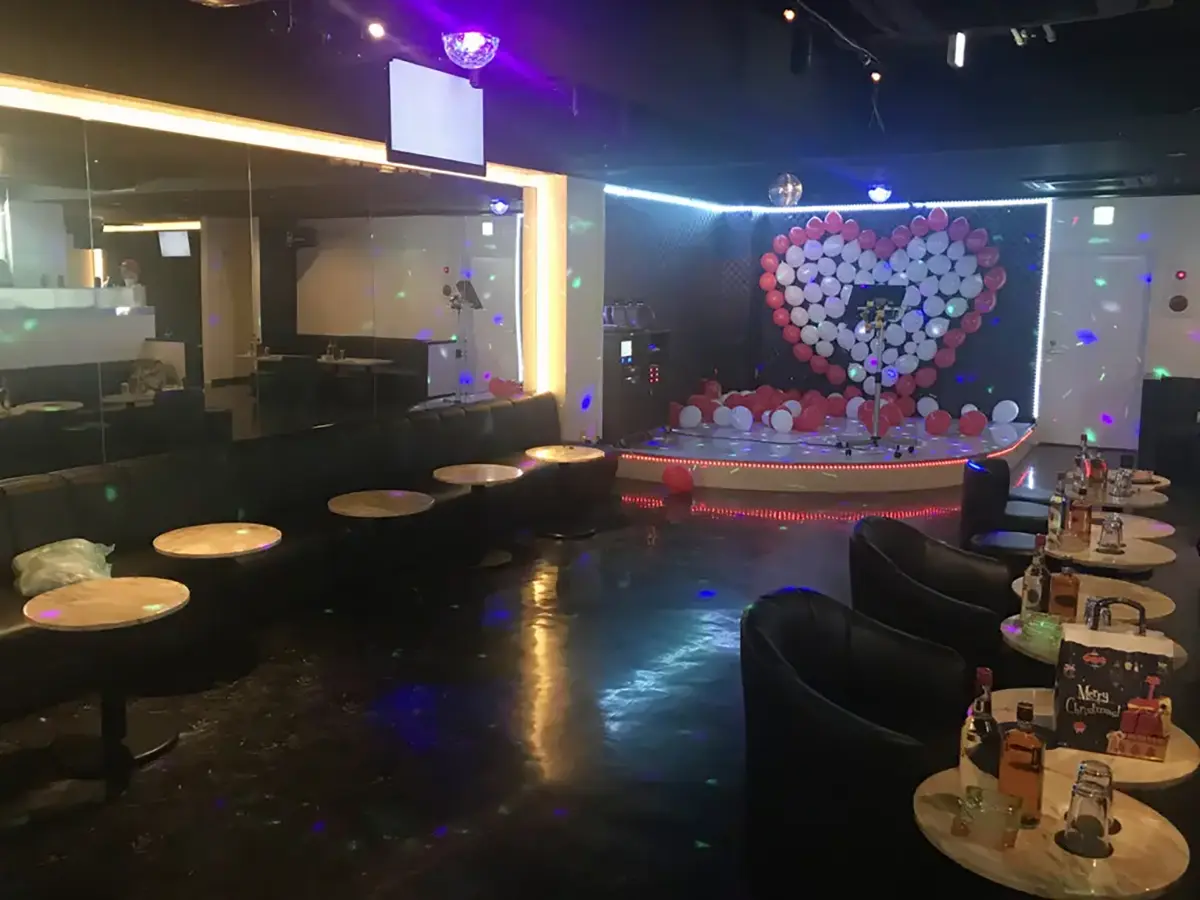 東京都江戸川区西小岩のフィリピンパブ Celebrities(セレブリティース)店舗写真