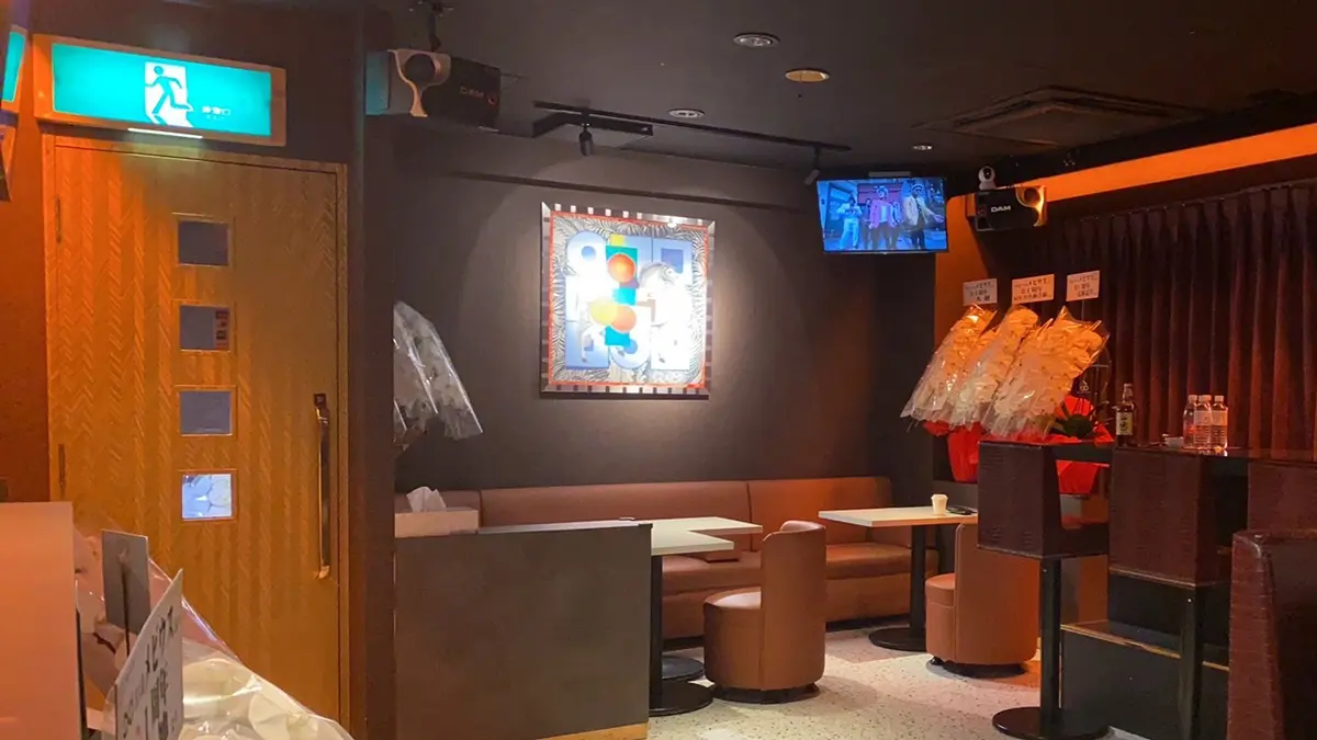 埼玉県川口市並木の韓国バー MOBIUS(メビウス)店舗写真