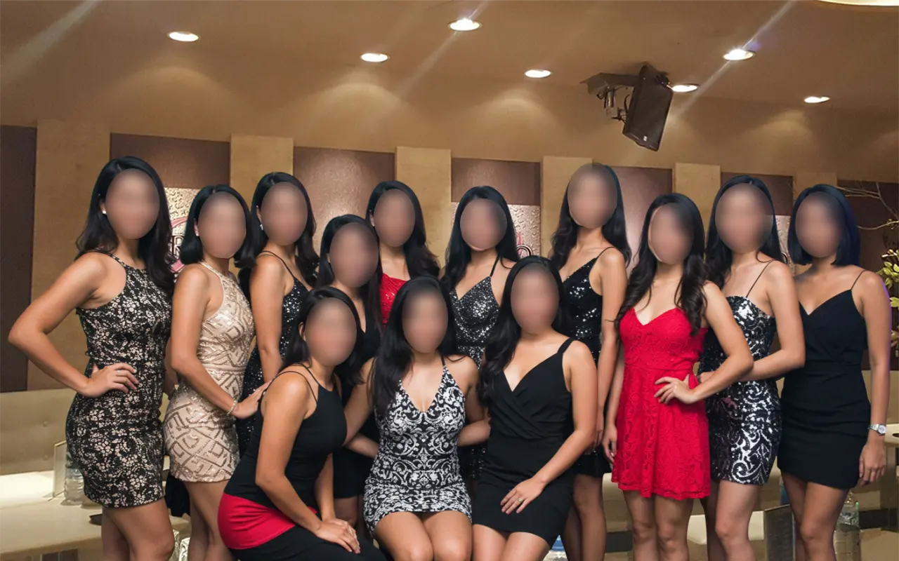 東京都北区赤羽のフィリピンパブ クラブゼロ(club ZERO)キャスト集合写真